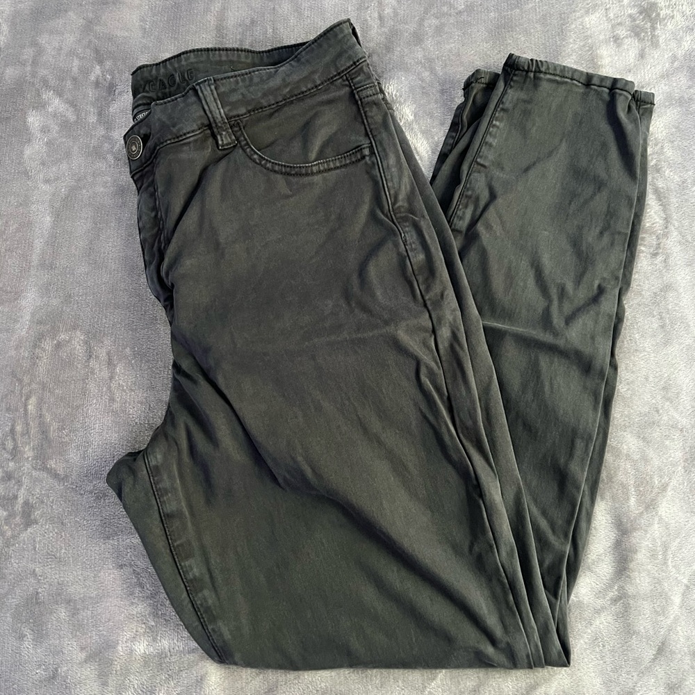 American Eagle Black High-Rise Jegging